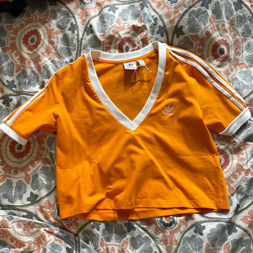 Adidas crop top size L